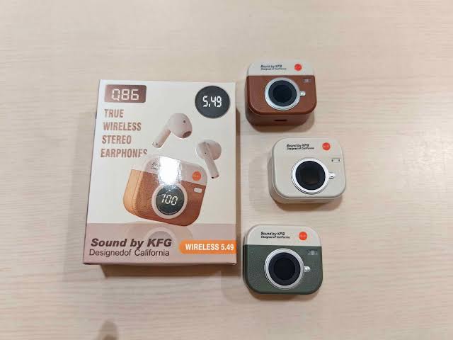 Q86 Retro Camera Design TWS Bluetooth Earbuds BD Price