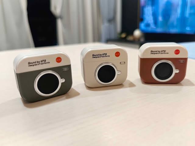 Q86 Retro Camera Design TWS Bluetooth Earbuds - Image 9